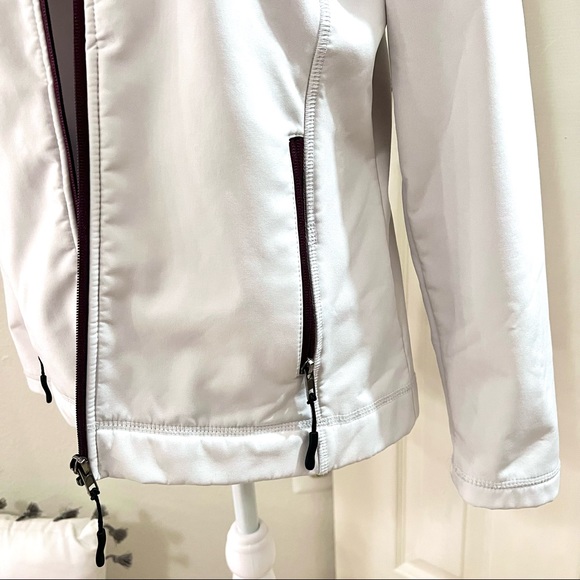 VT Athletics White Zip Jacket - Picture 4 of 11